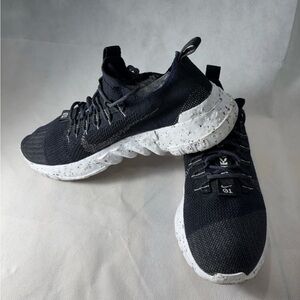 Nike Black and Gray Sneakers